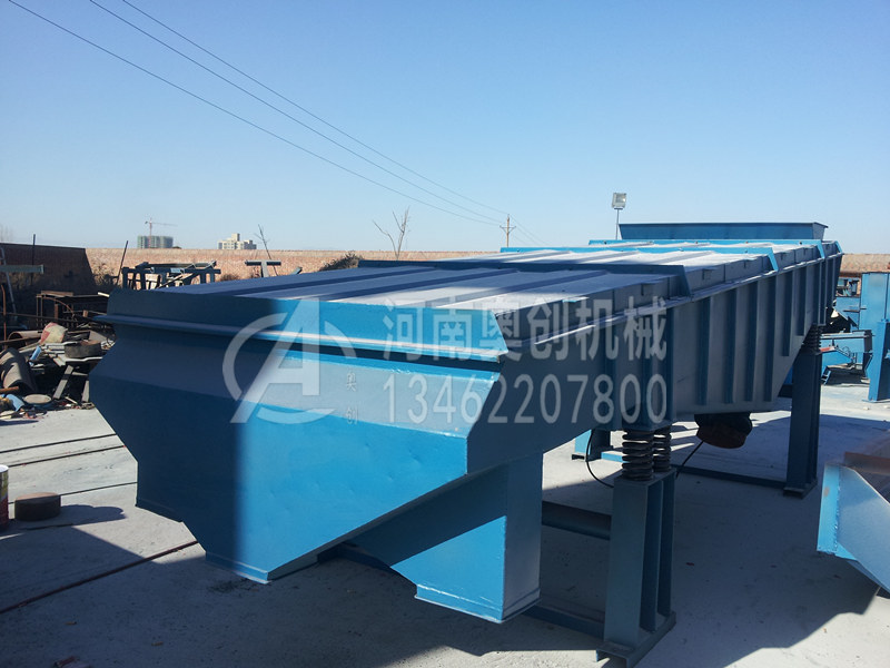 更換烘干砂直線振動篩篩網(wǎng)時的注意事項 更換烘干砂直線振動篩篩網(wǎng)時的注意事項