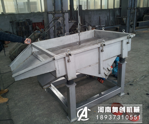 直線振動篩在混合粉料分級中的優(yōu)勢是什么呢?