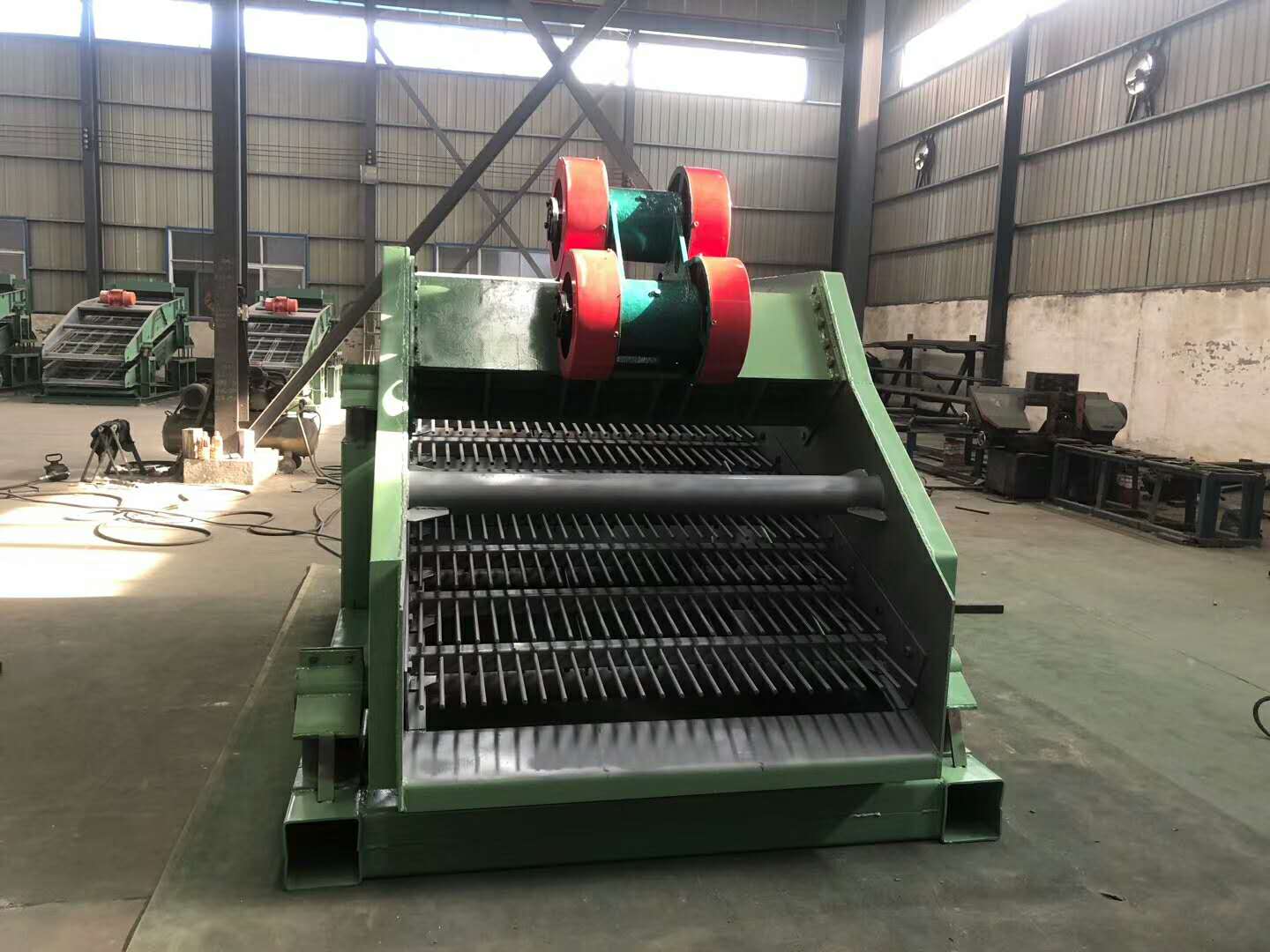 礦用振動篩檢查維護需要注意哪些？